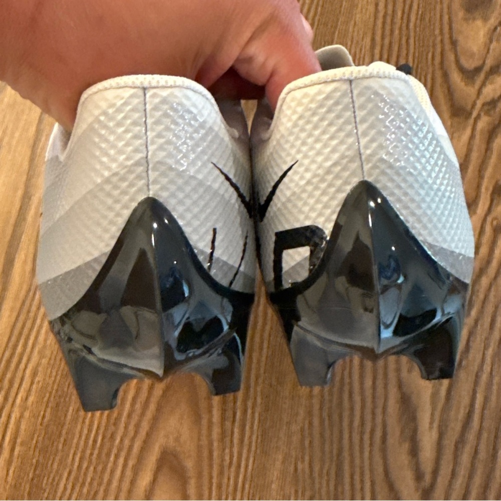 Size 10.5 Nike Vapor Edge Speed 360 Football Cleats White Photon Dust DQ5110-100 - Picture 3 of 7
